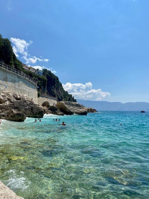 Arlind'S Apartaments Vlorë Eksteriør billede