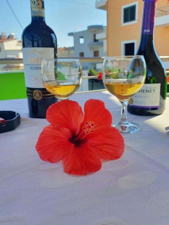 Arlind'S Apartaments Vlorë Eksteriør billede